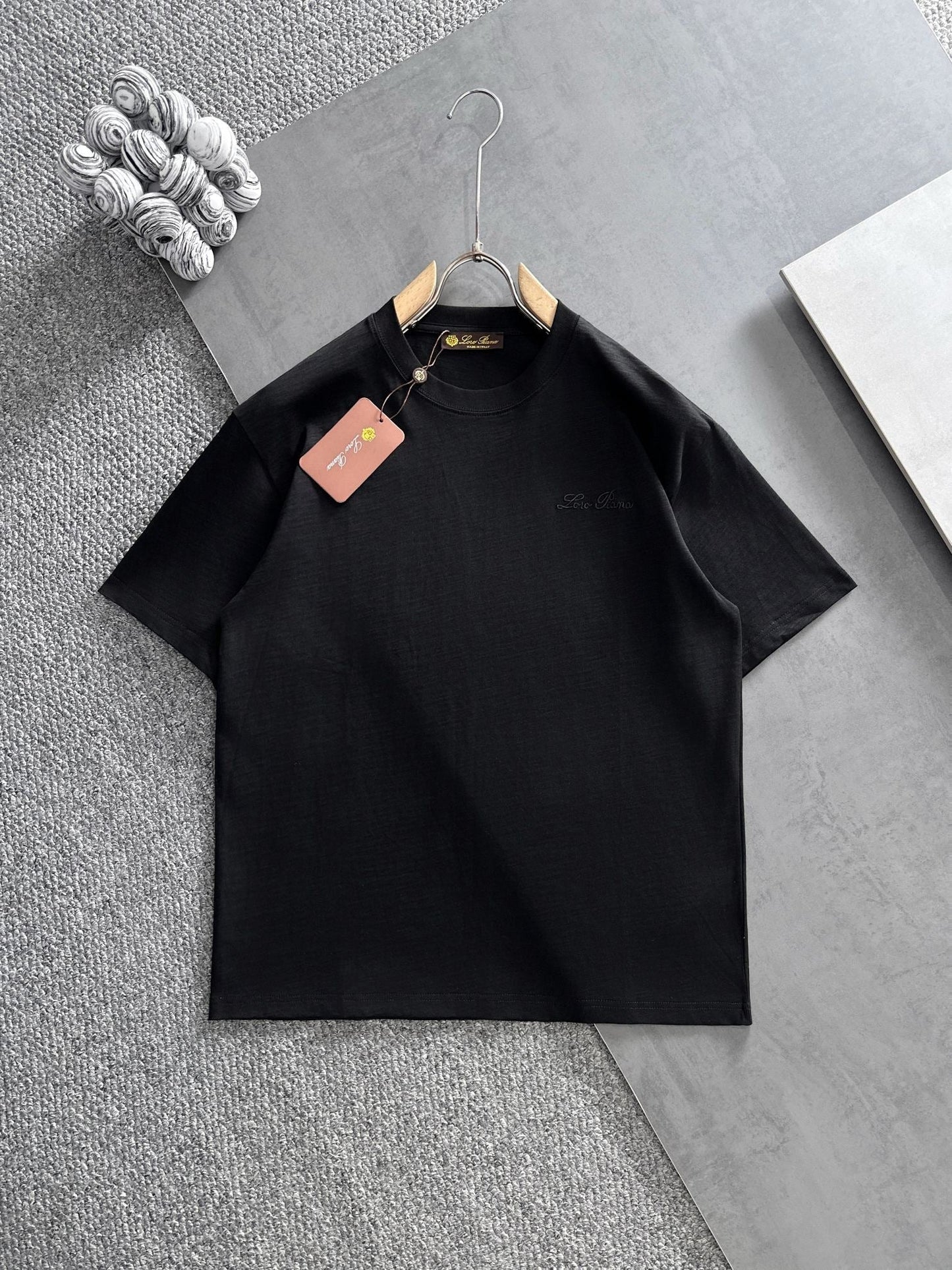 LORO PIANA CREWNECK T-SHIRT IN BLACK COTTON