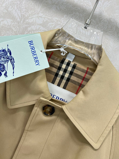 BURBERRY WINDBREAKER JACKET 275088