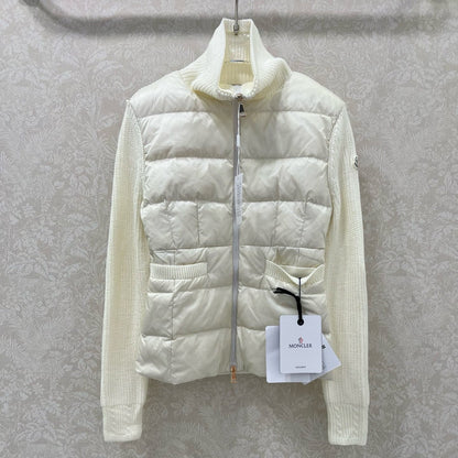 MONCLER 25S JACKET IN WHITE 072