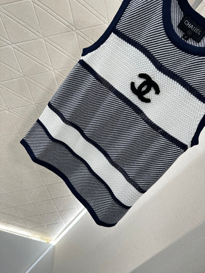 Chanel 25 Tank Top Black White Patchwork Knitted Crewneck