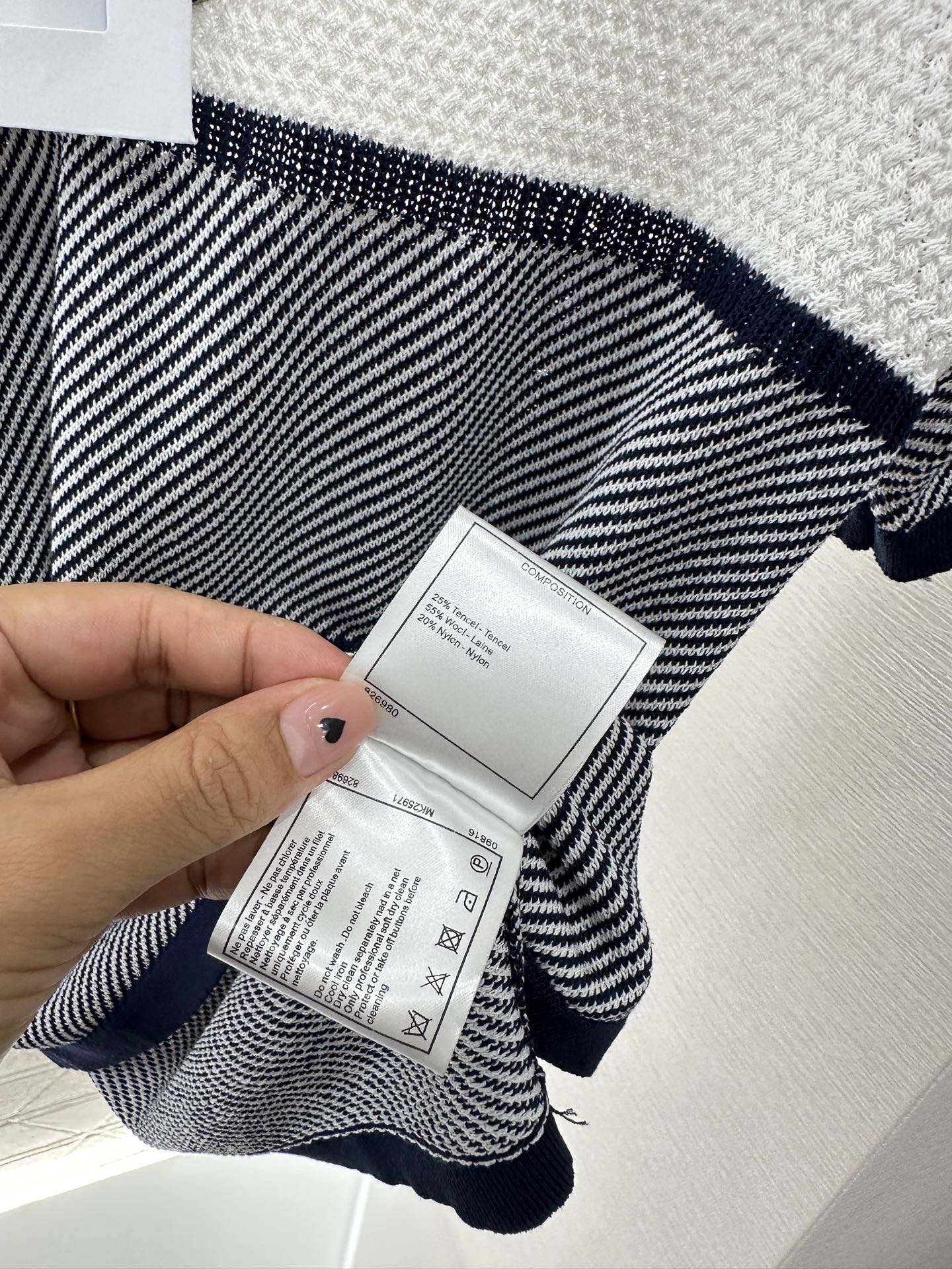Chanel 25 T-shirt Black White Patchwork Knitted Crewneck