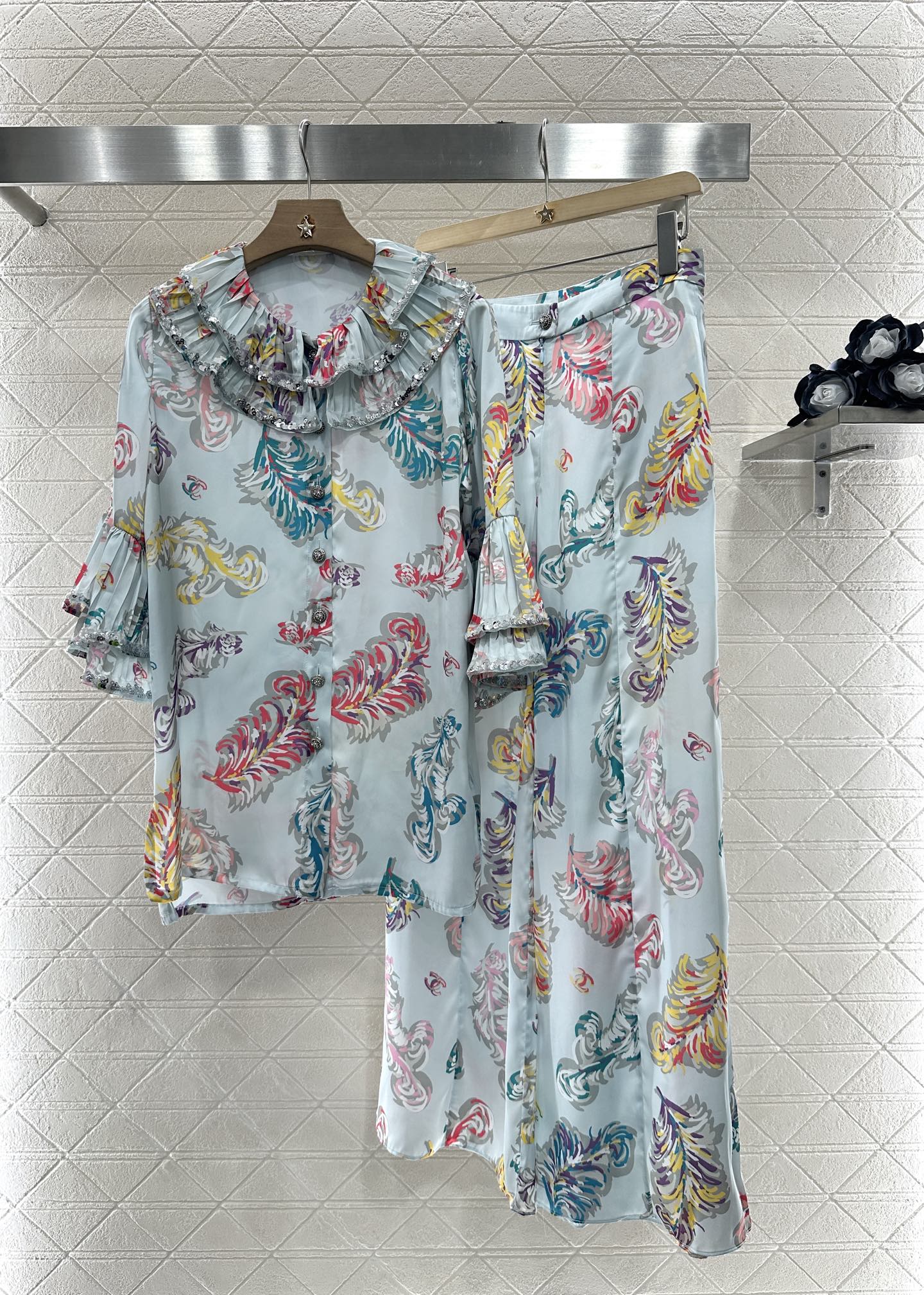 CHANEL 25S SEQUIN EMBELLISHED SHIRT DRESS SET 265579
