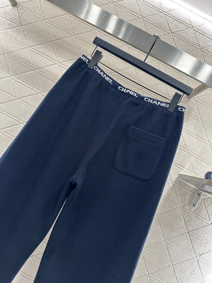 CHANEL 25S WIDE-LEG FLEECE-LINED PANTS 403