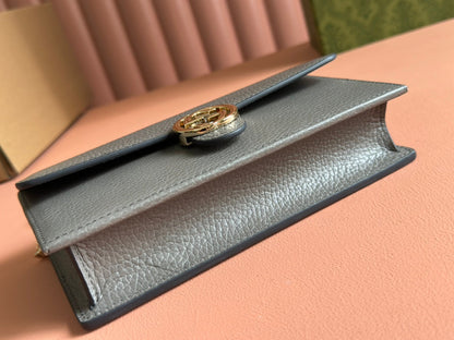 INTERLOCKING WOC 20 IN GRAY GRAINY CALFSKIN GOLD HARDWARE