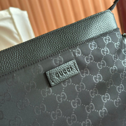MEDIUM CROSS MESSENGER BAG 29 IN BLACK FABRIC