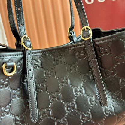 GUCCI 26S TOTE BAG 30 IN BLACK CALFSKIN WITH MONOGRAM PATTERN