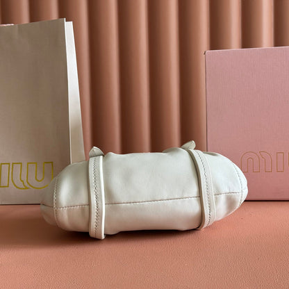 MIUMIU 26S JOIE HAND BAG 22 IN WHITE SHINY LAMBSKIN GOLD HARDWARE