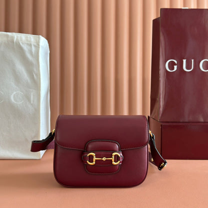 GUCCI 25S HORSEBIT 1955 MINI BAG 20 CM IN DARK RED CALFSKIN WITH GOLD HARDWARE
