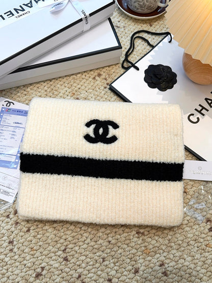 CHANEL 25S SCARF 175 CM IN  WOOL CASHMERE 943160