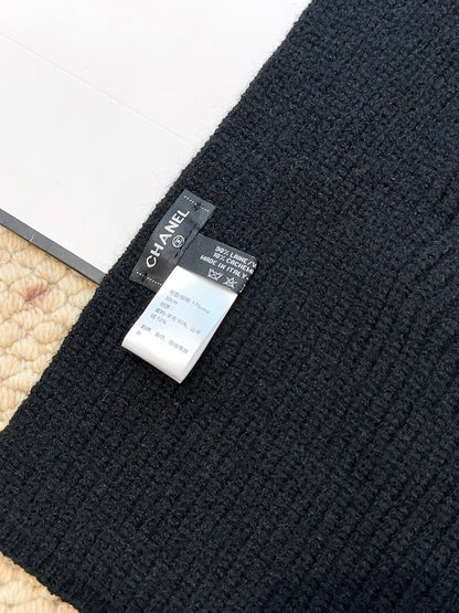 CHANEL 25S SCARF 175 IN CASHMERE 932230