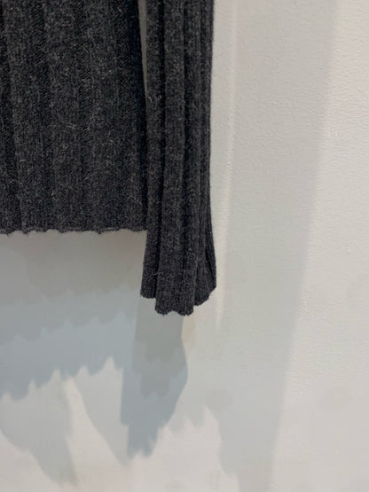 MIUMIU CARDIGAN STYLE 753
