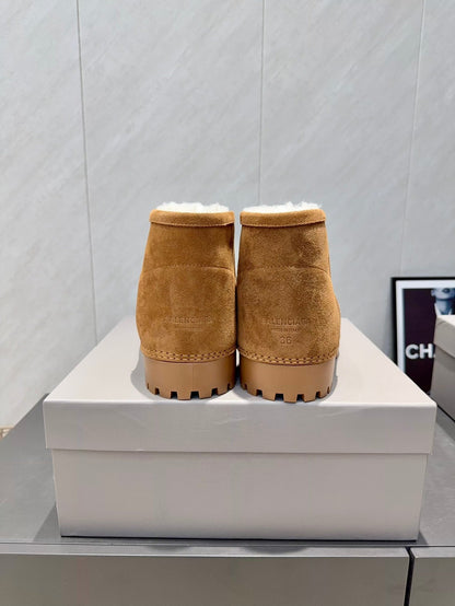 BALENCIAGA 25S LOW ANKLE BOOTS PLATFORM HEEL IN BROWN SUEDE STYLE 6