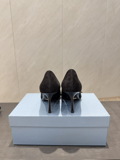 PRADA 26S POINTED TOE HEELS 75MM IN BLACK SUEDE WITH BOW