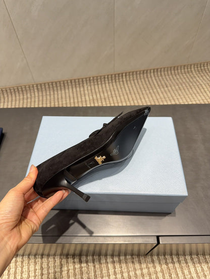 PRADA 26S POINTED TOE HEELS 75MM IN BLACK SUEDE WITH BOW