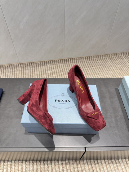 PRADA 26S SQUARE TOE HIGH HEELS 85MM IN DARK RED SUEDE WITH LOGO