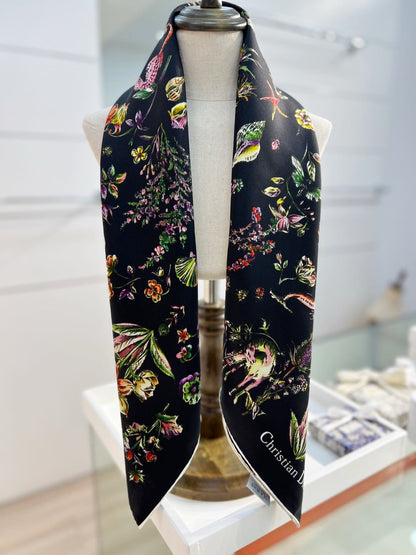 DIOR REVERSIBLE PRINTED SQUARE SCARF 90 CM IN BLACK SILK 735867
