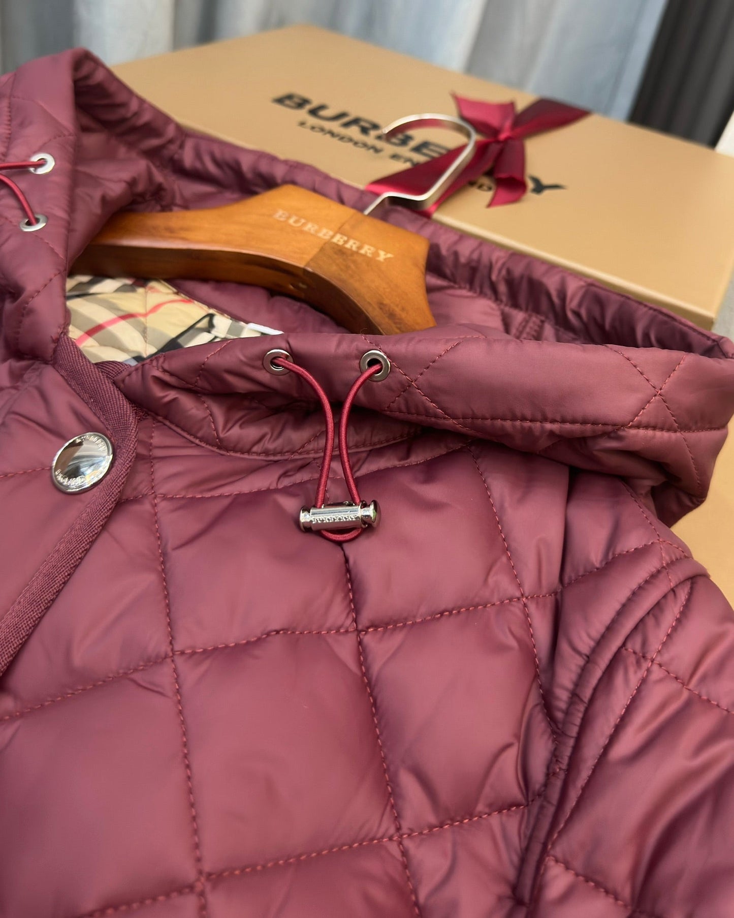 BURBERRY 25S LONG HOODED COAT 064