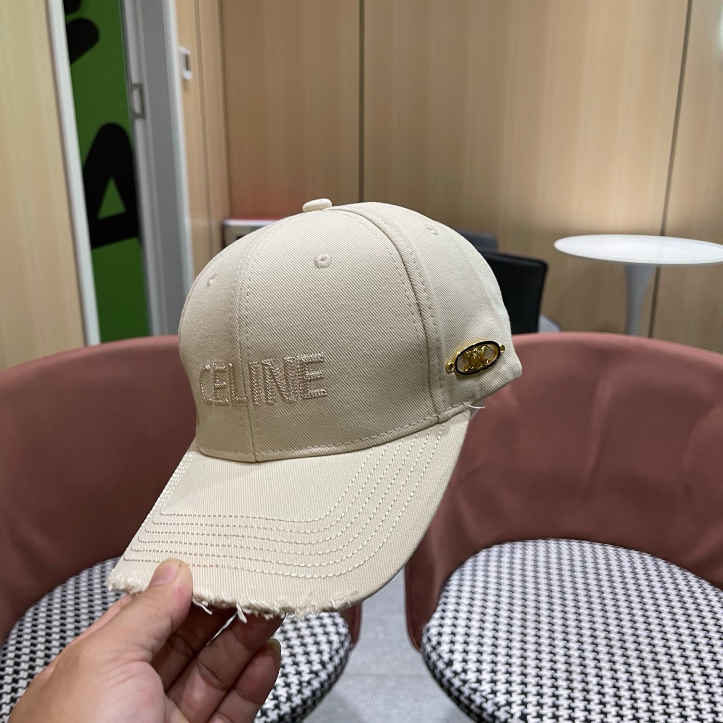 CELINE 26S BASEBALL CAP STYLE 69