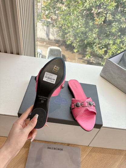 CAGOLE FLAT MULES IN FRENCH PINK CALFSKIN