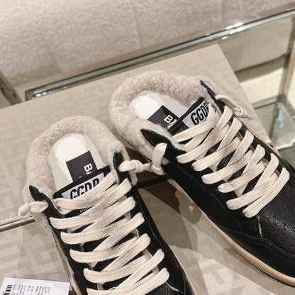 SUPER-STAR SABOTS IN BLACK SHINY CALFSKIN SILVER STAR