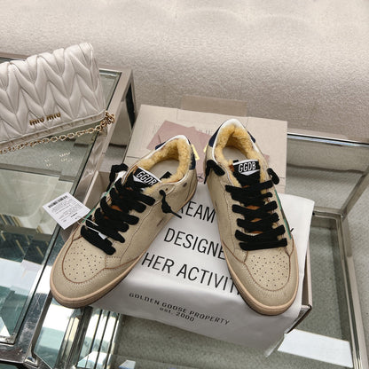 BALL STAR SNEAKERS IN RODEO DUST BEIGE CALFSKIN WITH GREEN STAR BLUE HEEL TAB