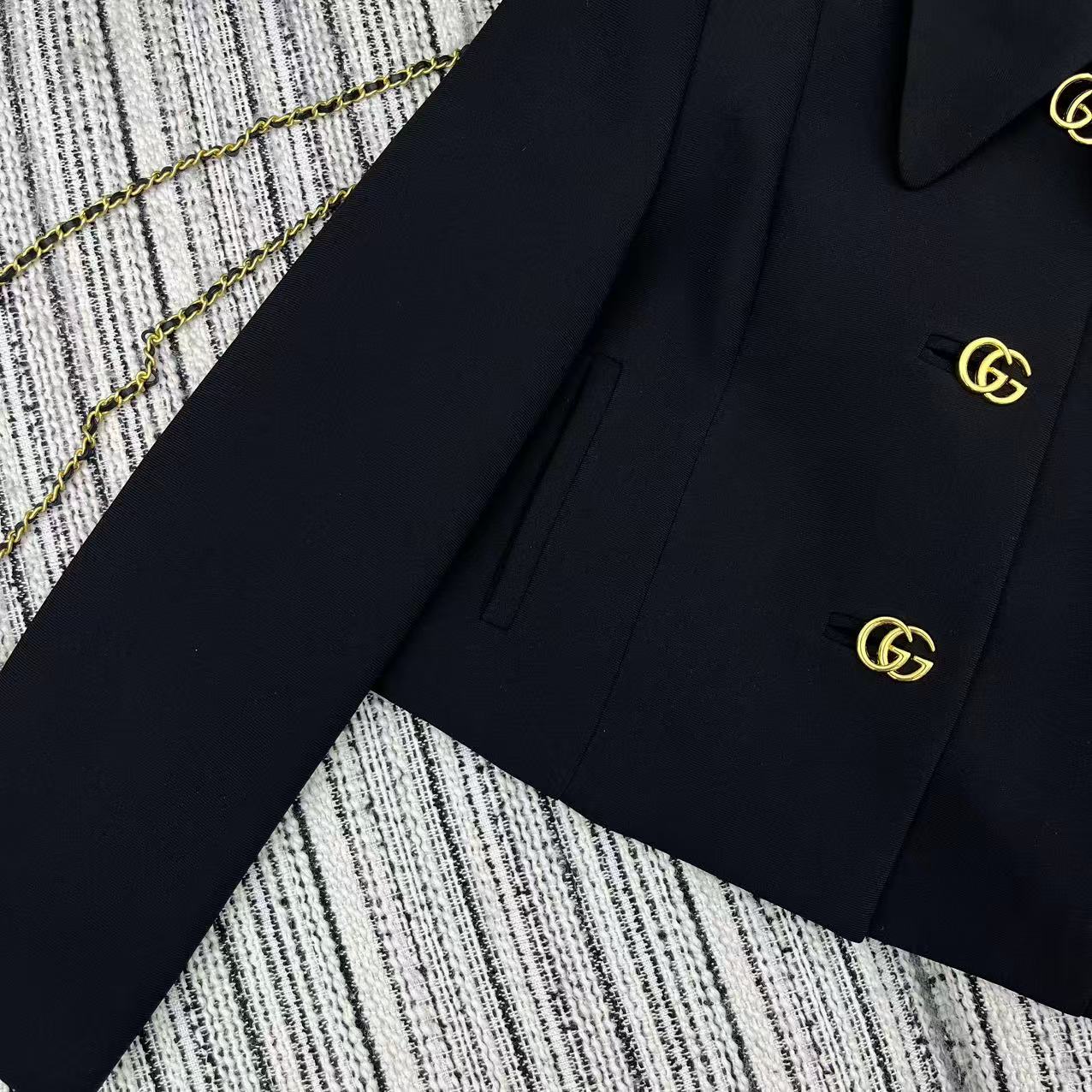 GUCCI 26S LAPEL BLAZER 134