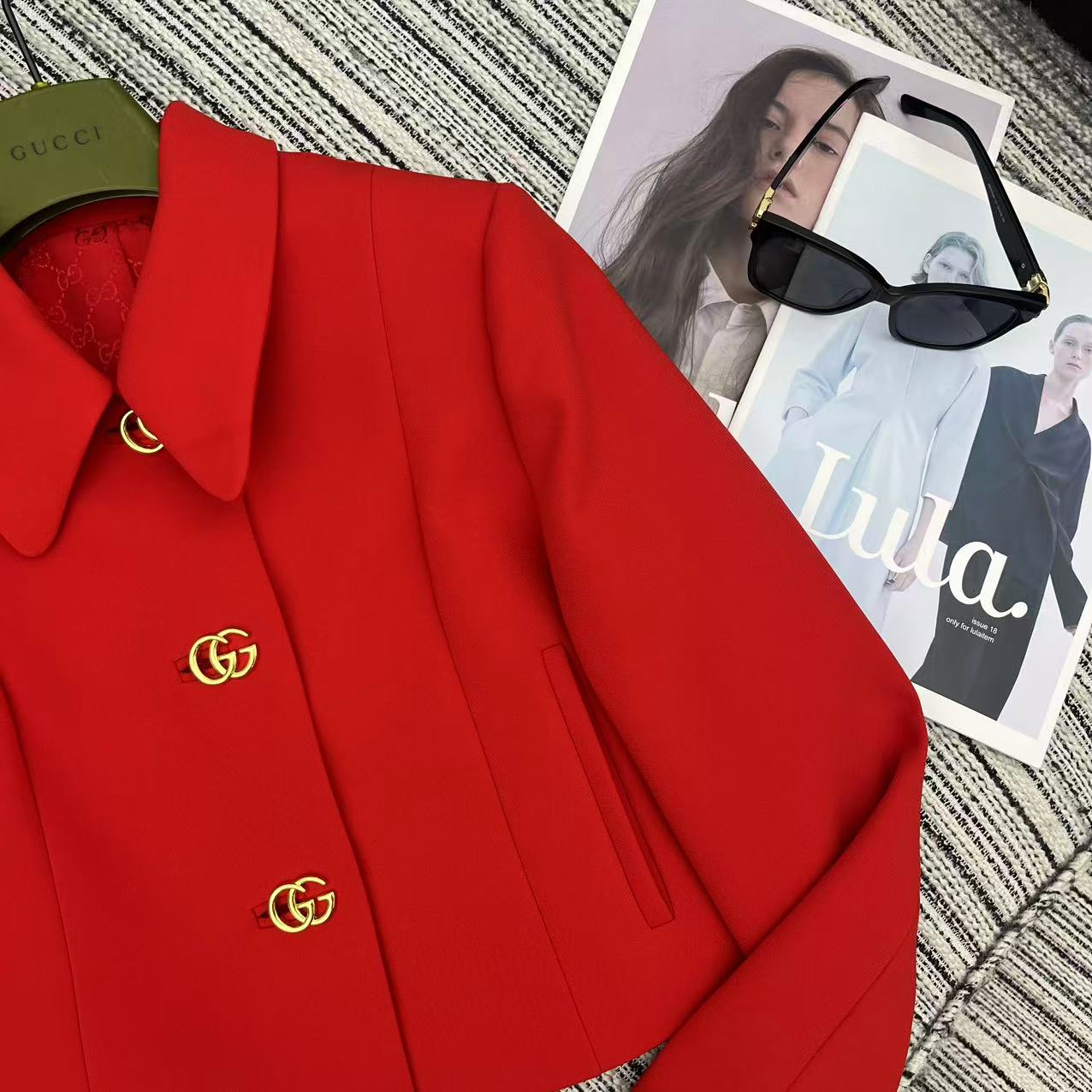 GUCCI 26S LAPEL BLAZER 133
