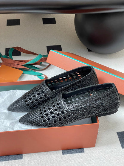 LP POINTED-TOE BALLET FLATS 25S IN BLACK LAMBSKIN