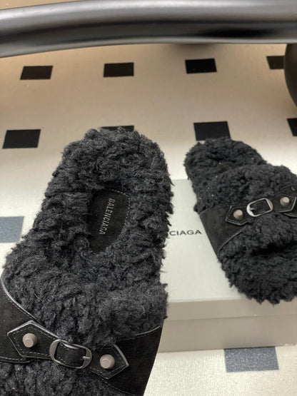 BALENCIAGA 25S SLIPPERS IN BLACK SUEDE AND WOOL