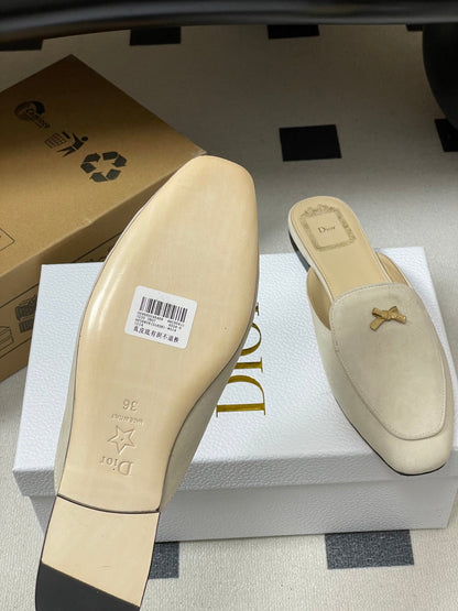 DIOR 26S MULES IN BEIGE SUEDE WITH BOW