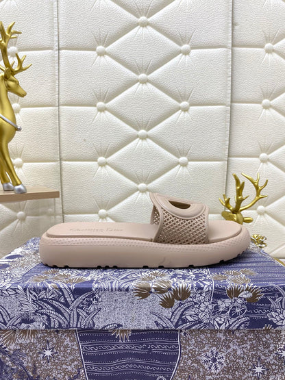 DIOR FLAT SLIDES 25S IN BEIGE TPU