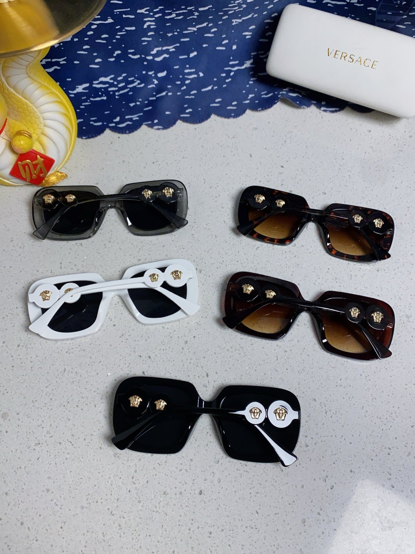 MEDUSA BIGGIE MAXI SQUARE FRAME SUNGLASSES 587283 IN ACETATE