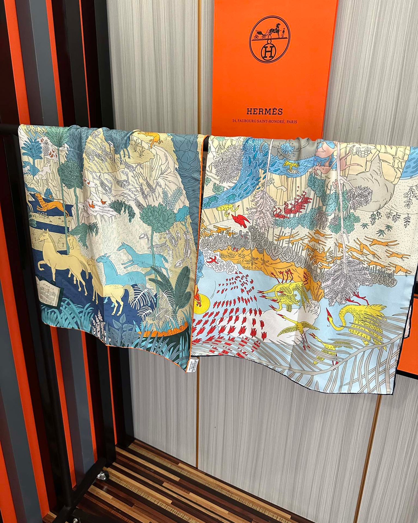 HERMES 25S SCARF 90 IN SILK 727408