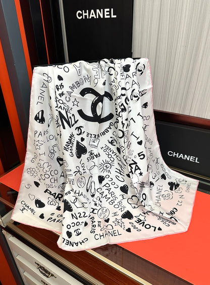 CHANEL 25S SCARF 90 IN SILK 738421