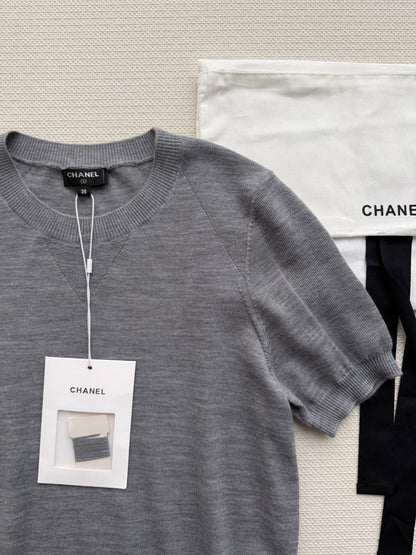 CHANEL 26S SHORT-SLEEVE KNIT TOP 917