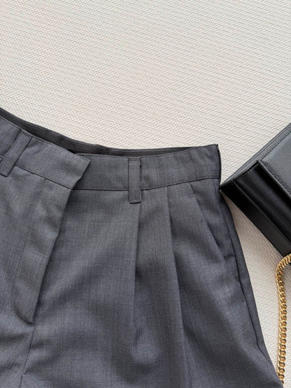 PRADA 26S SHORTS 760