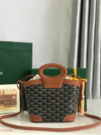 GOYA 26S BELUGA MINI BAG 23MM IN BROWN GOYARDINE CANVAS AND CALFSKIN