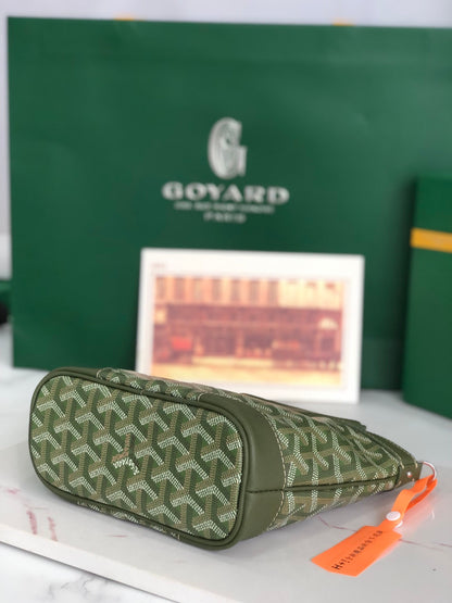 GOYA 26S BELUGA MINI BAG 23MM IN DARK OLIVE GREEN GOYARDINE CANVAS AND CALFSKIN