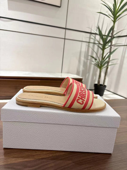DWAY SLIDES IN BEIGE AND RED TECHNICAL FABRIC
