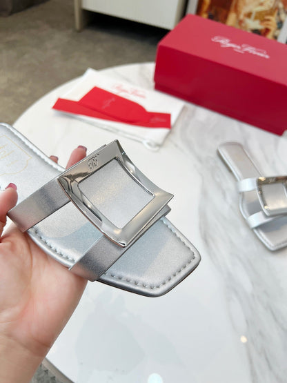 VIV' BY THE SEA MULES IN SILVER CALFSKIN SILVER BUCKLE