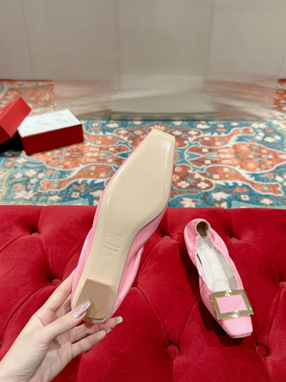 BELLE VIVIER BALLERINAS IN PINK SHINY LAMBSKIN GOLD PATENT SQUARE BUCKLE