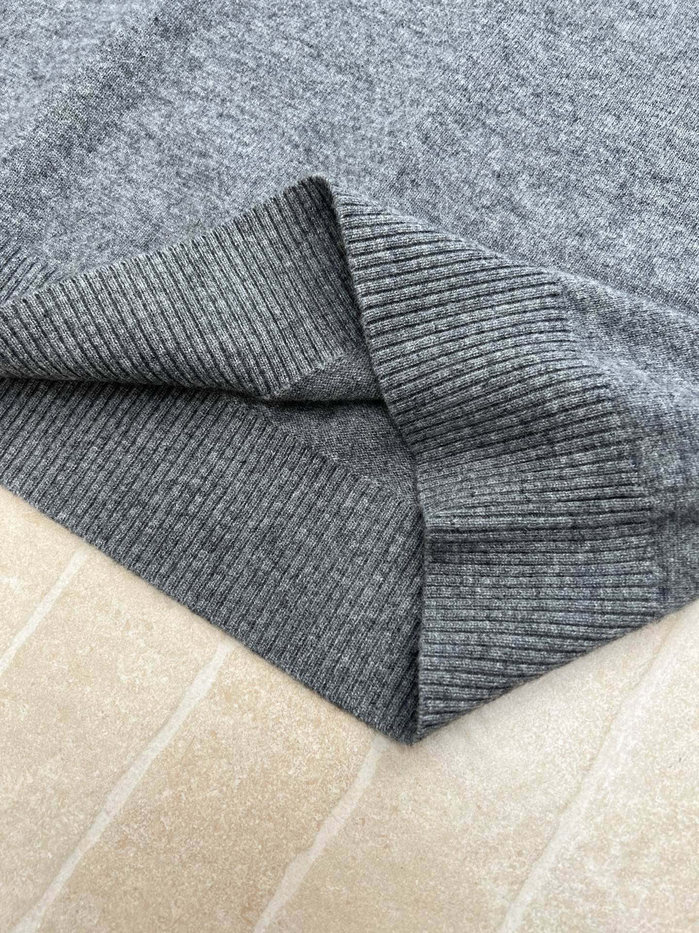 MIUMIU 26S POLO SWEATER 929