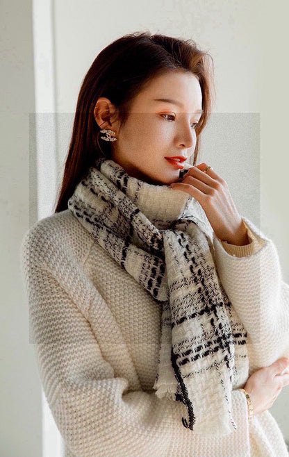 CHANEL 25S SCARF 185 IN CASHMERE 730559