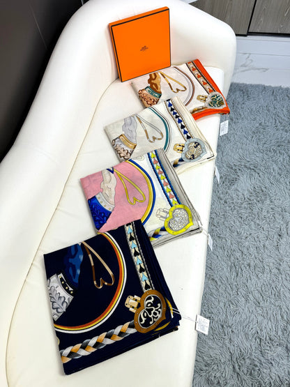 HERMES 25S SCARF 135 IN SILK 856320