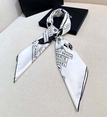 CHANEL 25S SCARF 90 IN SILK 729054