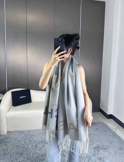 CHANEL 25S SCARF 180 IN CASHMERE 724825