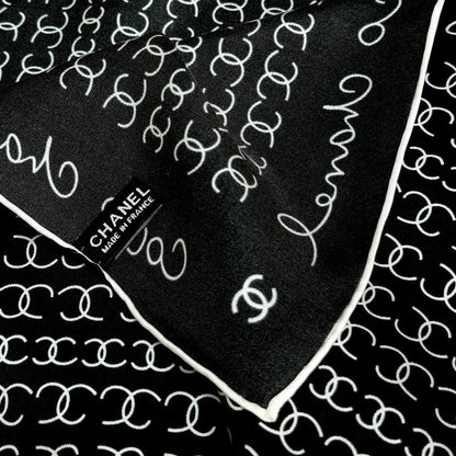 CHANEL 25S SCARF 90 IN SILK 732137