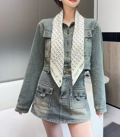 CHANEL 25S SCARF 90 IN SILK 732138
