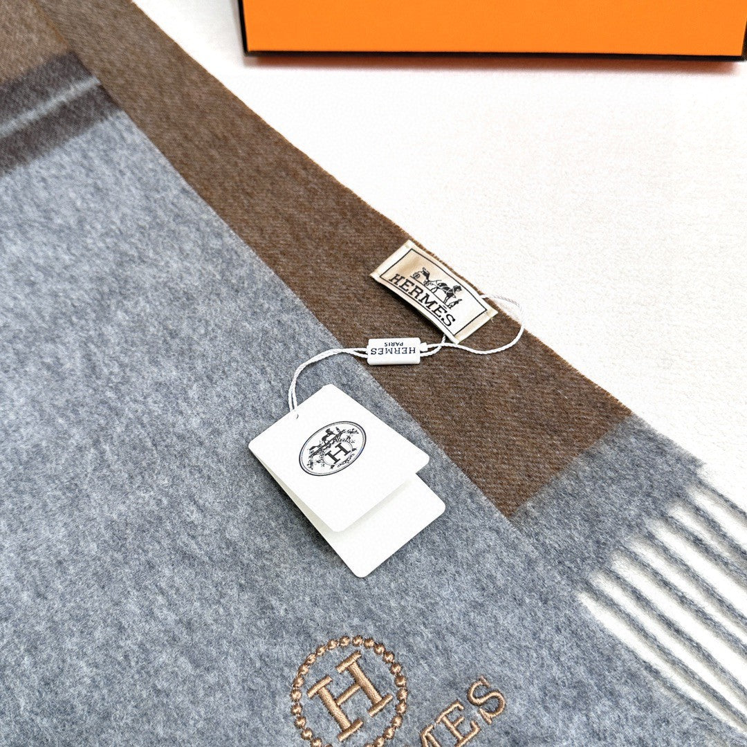 HERMES 25S SCARF 180 IN CASHMERE 854602
