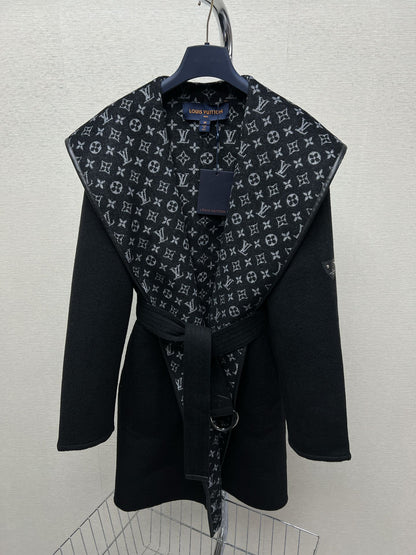 DIOR HOODED COAT IN BLACK WOOL